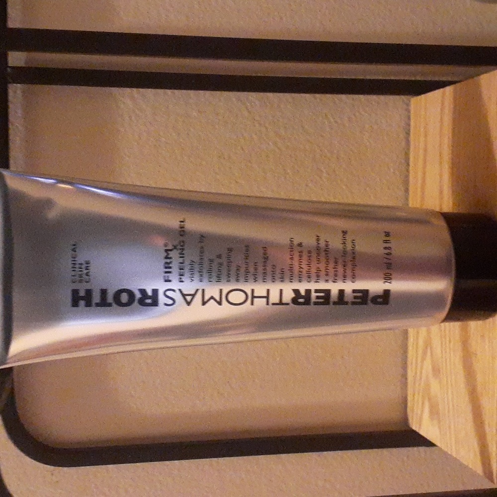 Firm X peeling gel 6.8 fl. oz. for cleaner firmer looking skin.